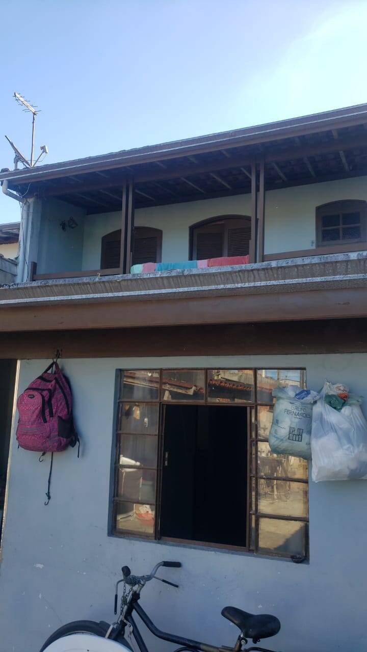casa no bairro Ipiranguinha em Ubatuba sp